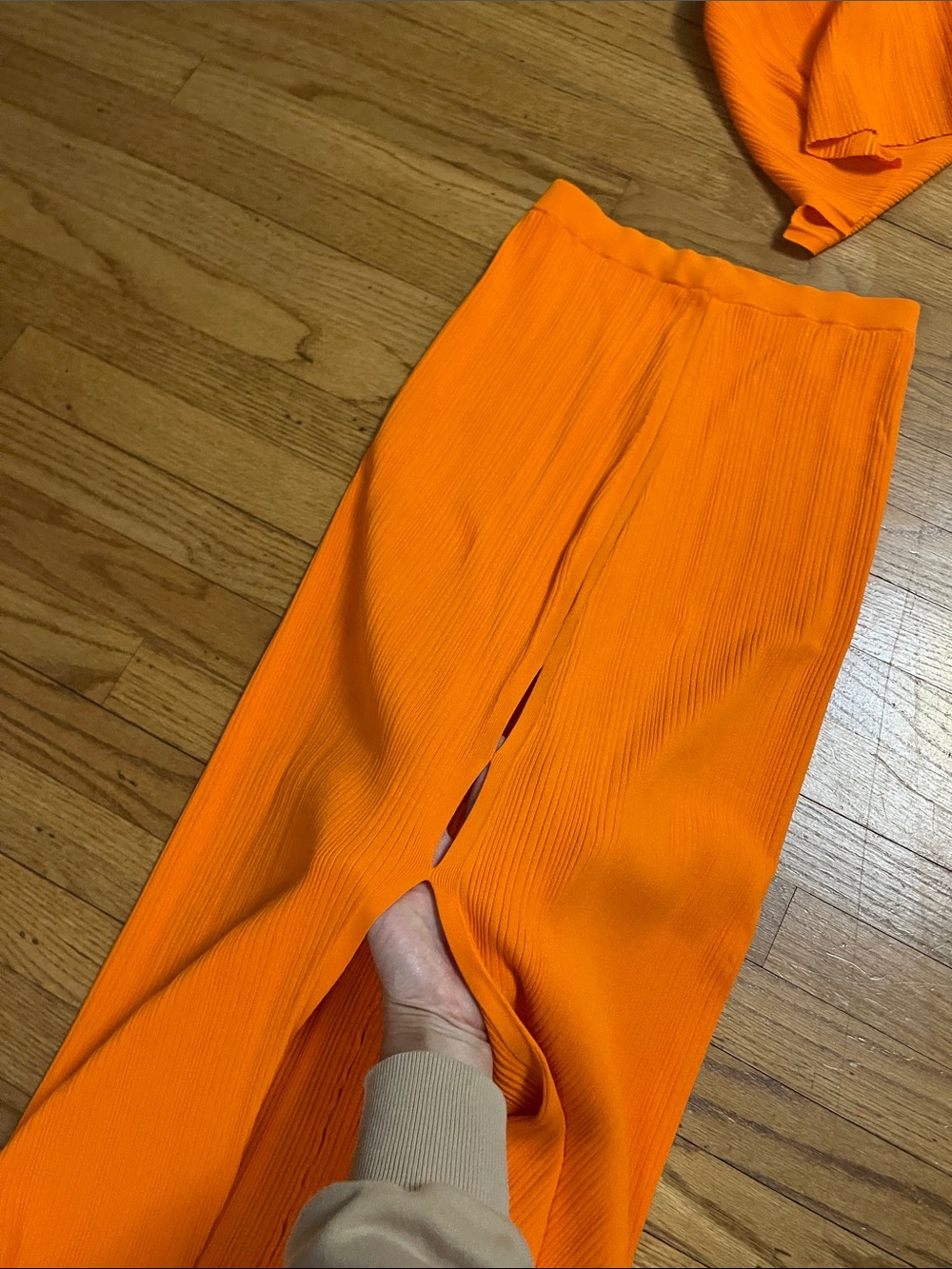 FRAME This Mixed Rib Cut Out Tank and Skirt Set Bright Tangerine Small Like New - Picture 13 of 14